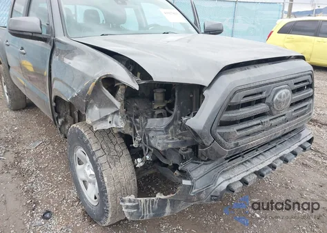 2018 Toyota Tacoma Sr V6 z USA, uszkodzony, nr VIN 3TMCZ5AN3JM157143